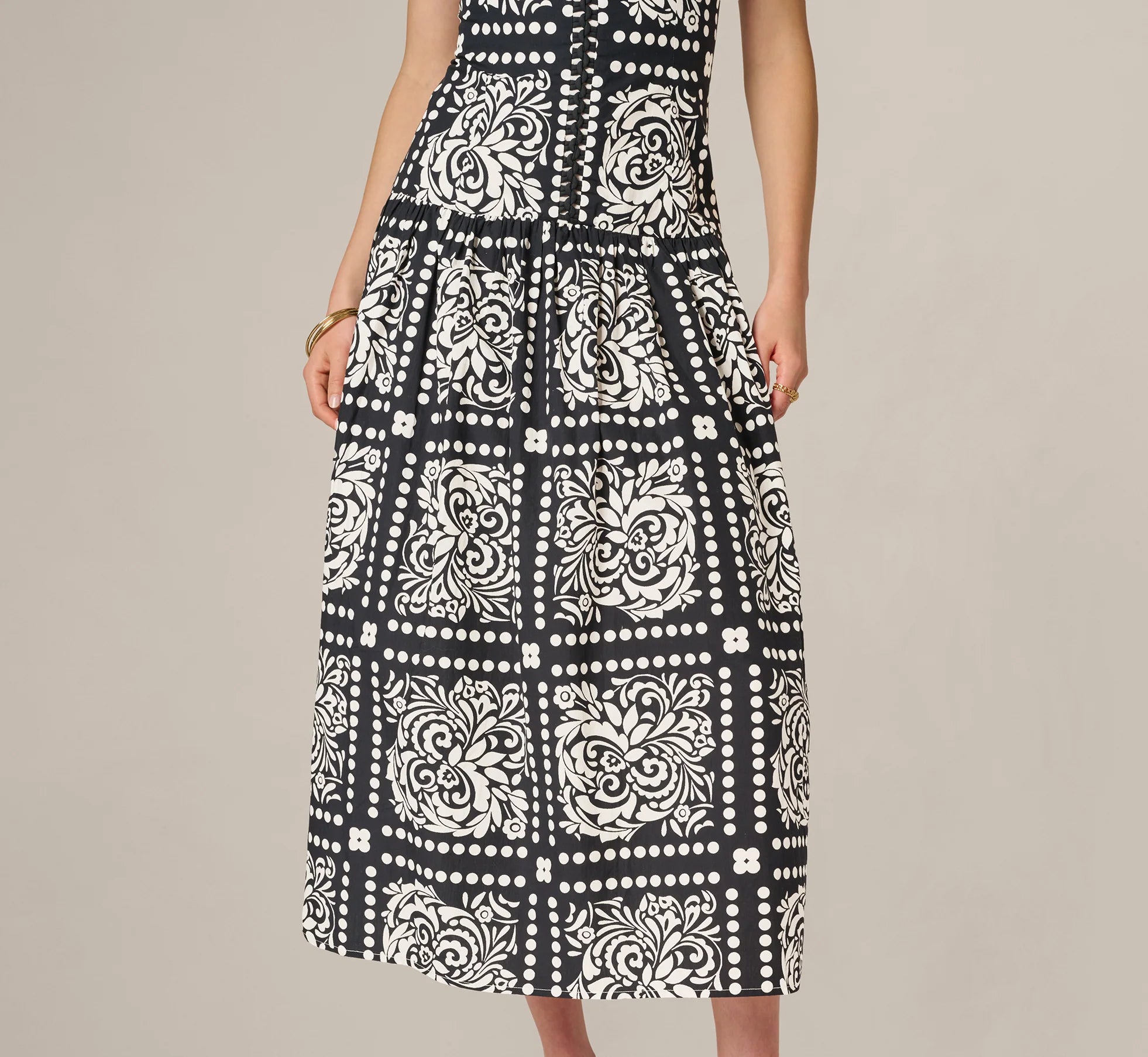 Drop Waist Cotton Tile Print Midi Sundress In Black Ivory