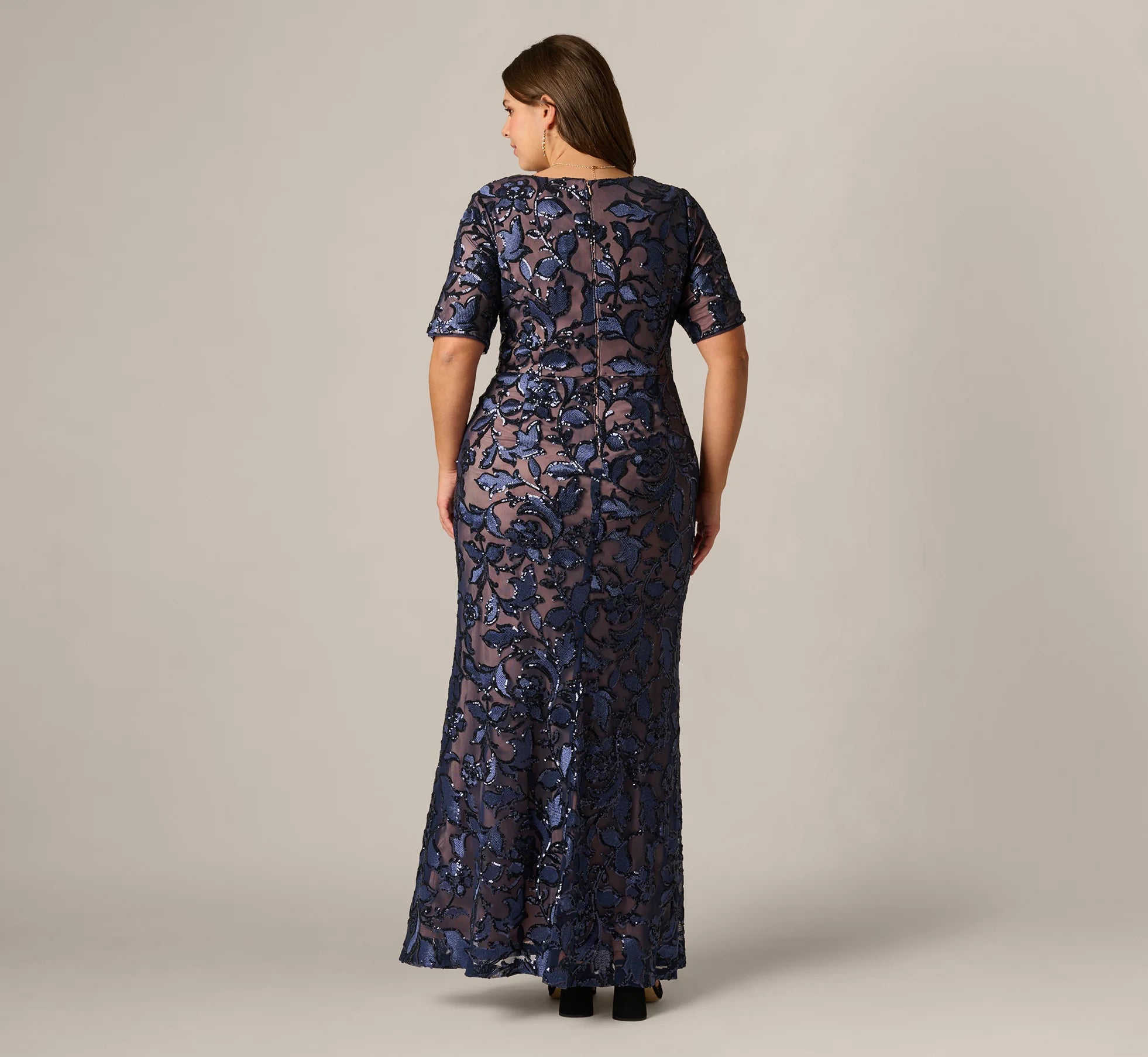Plus Size Short Sleeve Floral Sequin Stretch Mesh Gown In Navy Rosegold